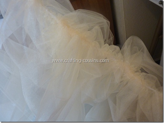 Tulle flower girl dress tutorial from the Crafty Cousins (6)
