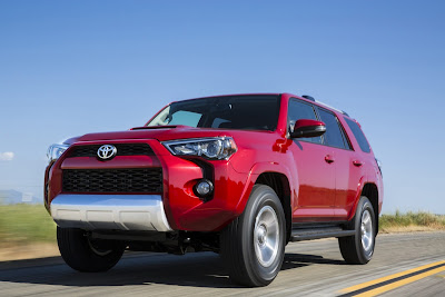 Toyota Gives 2014 4Runner SUV a Styling Massage