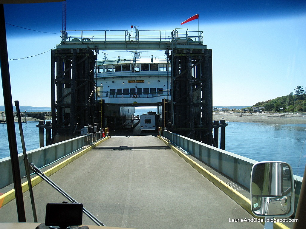 [Boarding-the-ferry-to-PT3.jpg]