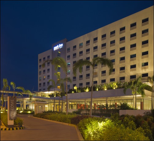 Hotel Facade: 1st Park Inn by Radisson Opens in the Philippines