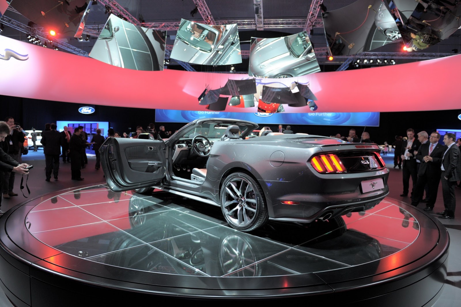 [2015-Ford-Mustang-Live-107%255B2%255D.jpg]