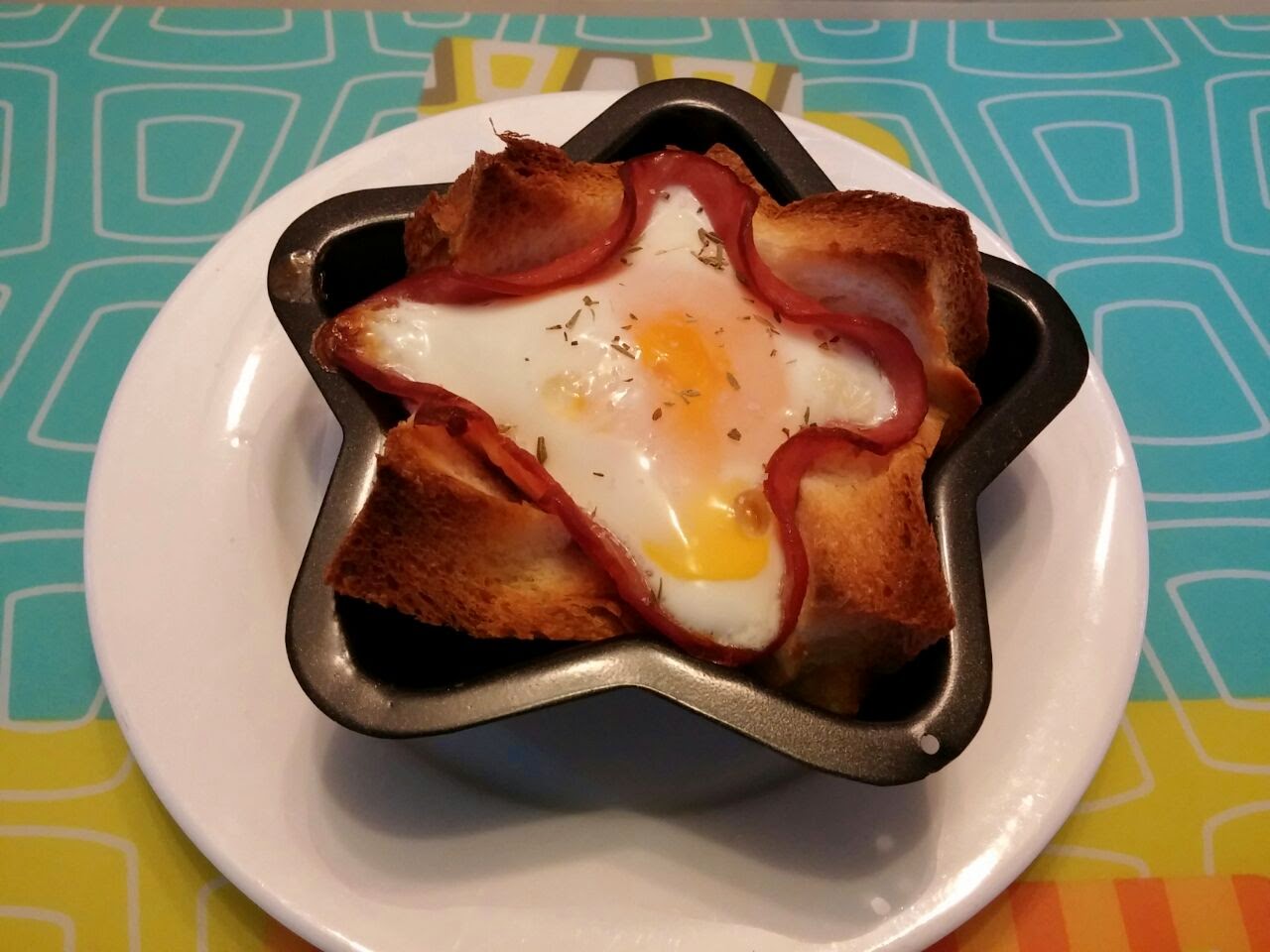 GINGER Kitchen Baked ham, cheese,egg bread