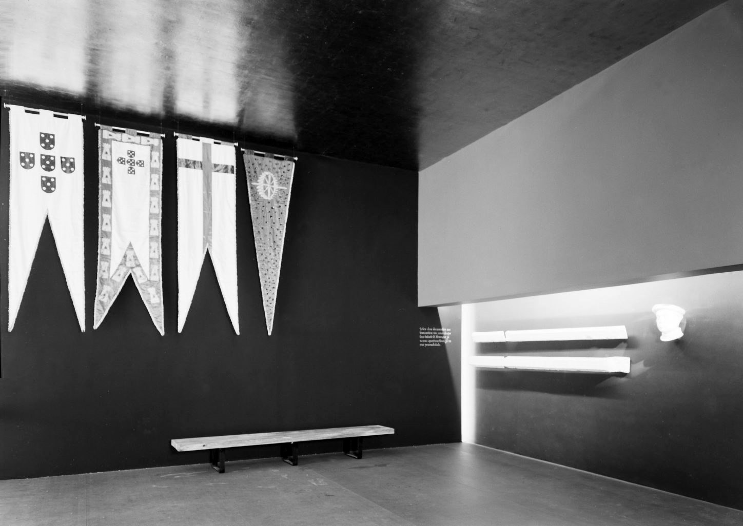 [Exposio.8-Sala-do-Infante.510.jpg]