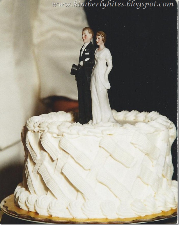 vintage_wedding_cake_topper_ideas