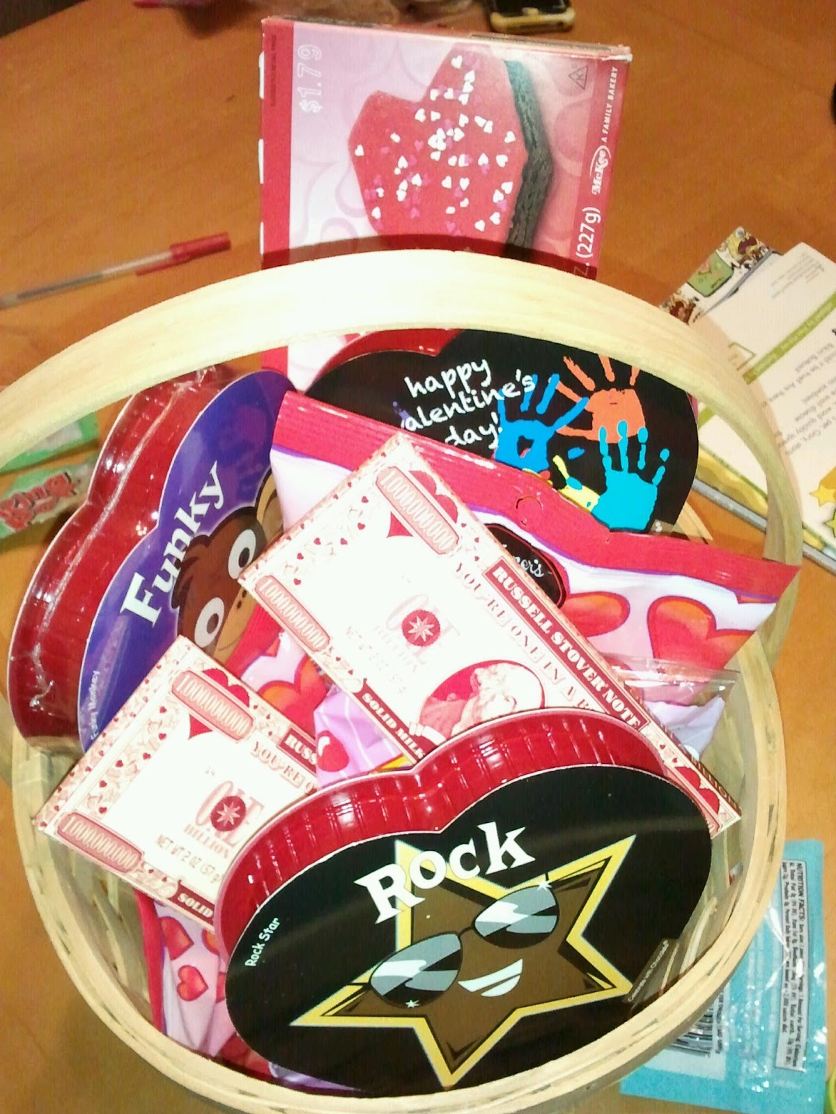 bzmomof3 We are loved....received a goody basket of Valentine treats