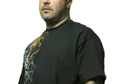 Aaron Lewis