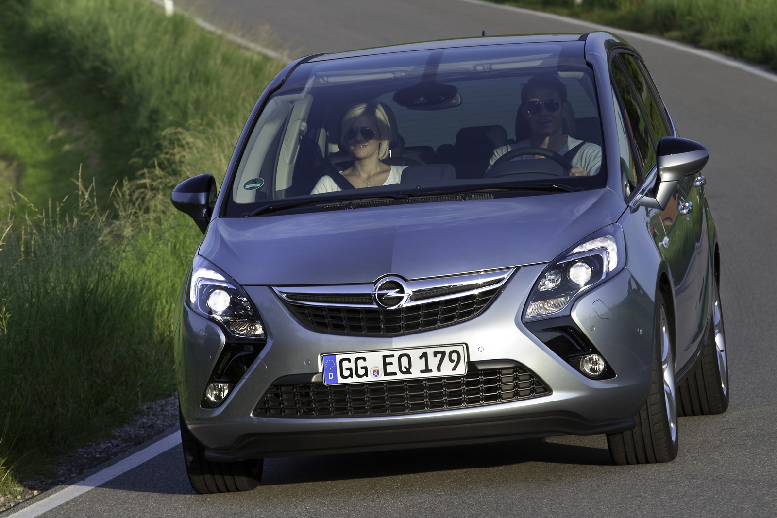 [Opel-Zafira-Tourer-4%255B3%255D.jpg]