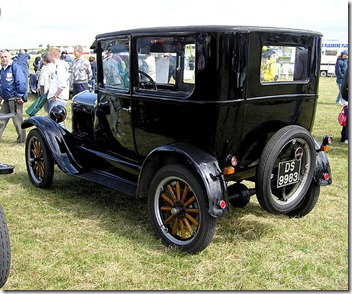 720px-1925.ford.model.t.arp.750pix