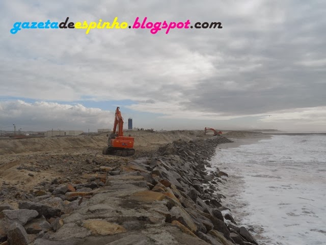 [GAZETA%2520DE%2520ESPINHO001Livro%2520MCS%255B2%255D.jpg]