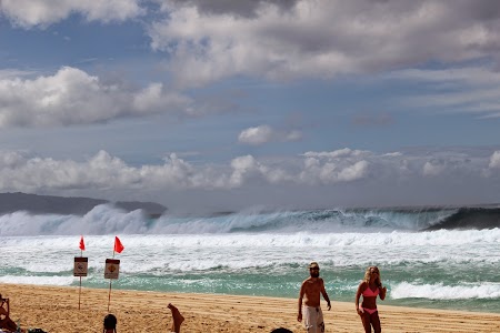Oahu, Hawaii: Valuri uriase la North Shore