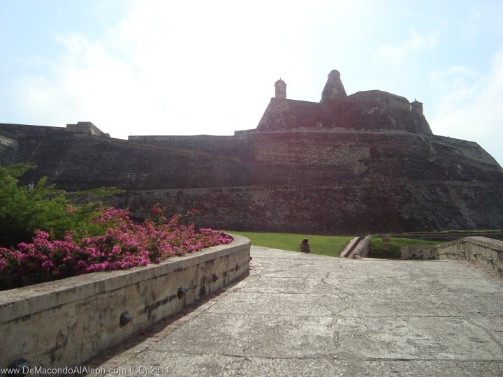 [Castillo-de-San-Felipe-Cartagena%255B2%255D.jpg]