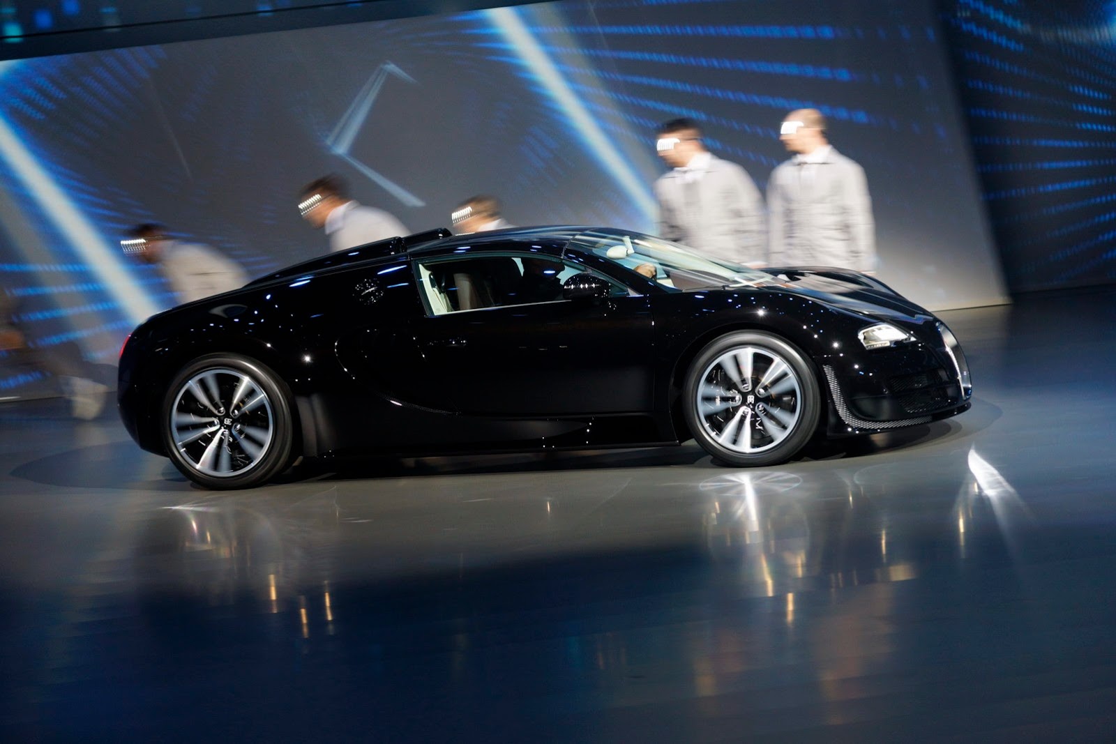 [VW-Group-Night-Event-29%255B2%255D.jpg]