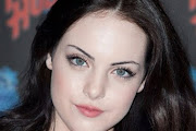 Elizabeth Gillies