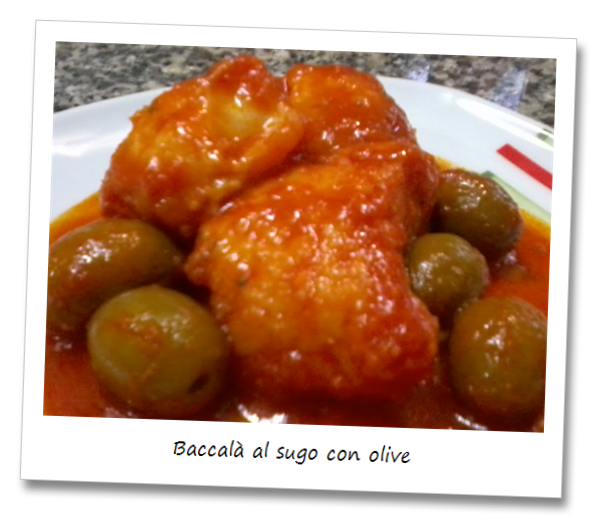 Fotografia del piatto baccalà al sugo e olive
