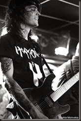 564644_633659776677549_1612247592_n