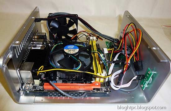 Streacom F7C Blog HTPC placa base. Clic para ampliar Streacom-F7C-bloghtpc-P1010537-