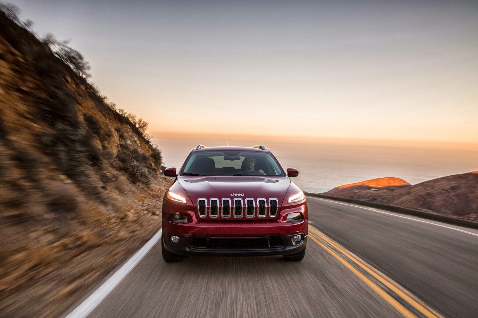 [Jeep-Cherokee_32%255B2%255D.jpg]