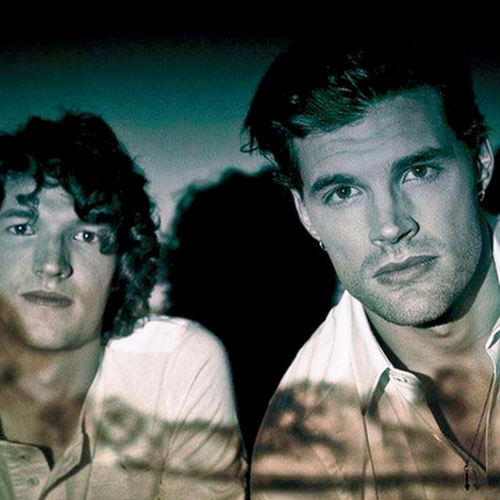 For KING & COUNTRY