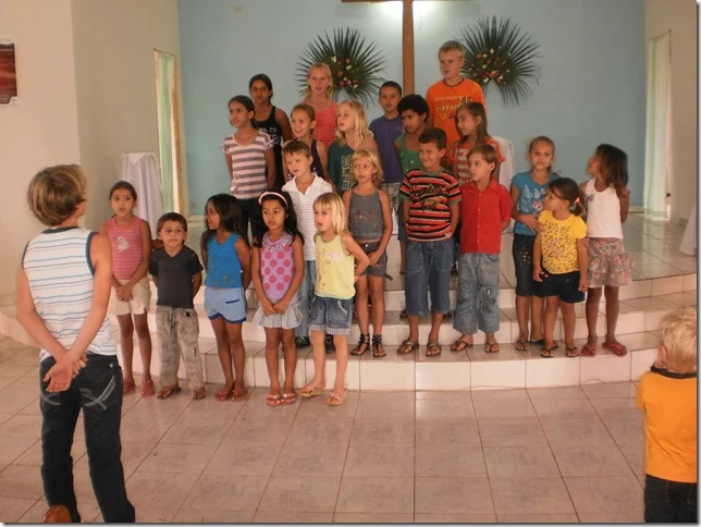 Crianças Alto Alegre dos Parecis