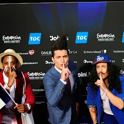 Opening - Twin Twin... Oh Yeah ! Opening - France 3.jpg