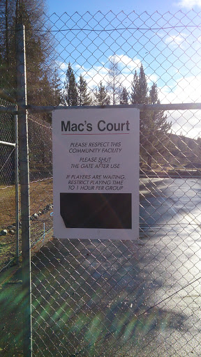 Mac's Court 