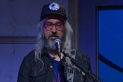 J Mascis