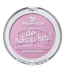 ess_do_schau_her_eyeshadow_02