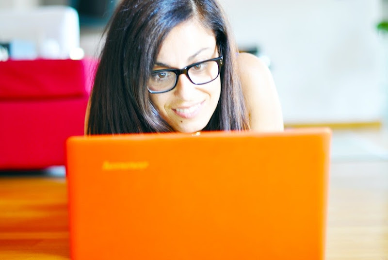 lenoro computer arancione