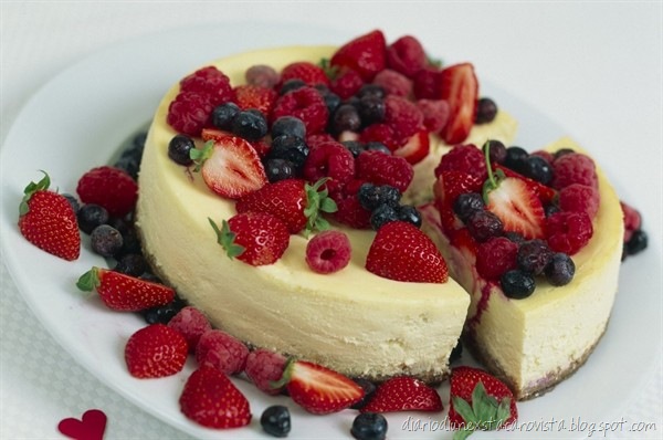 [Cheesecake-fragole-e-frutti-di-bosco_600x398%255B2%255D.jpg]