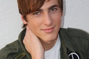 Kendall Schmidt and Logan Henderson