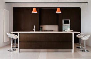Casa minimalista / Ceno de Daniele Corsaro cocina-moderna-minimalista-integrada