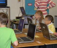 pupils using laptops1