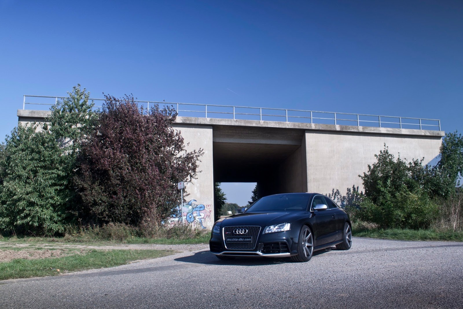 [Audi-RS5-Compressor-1%255B2%255D.jpg]