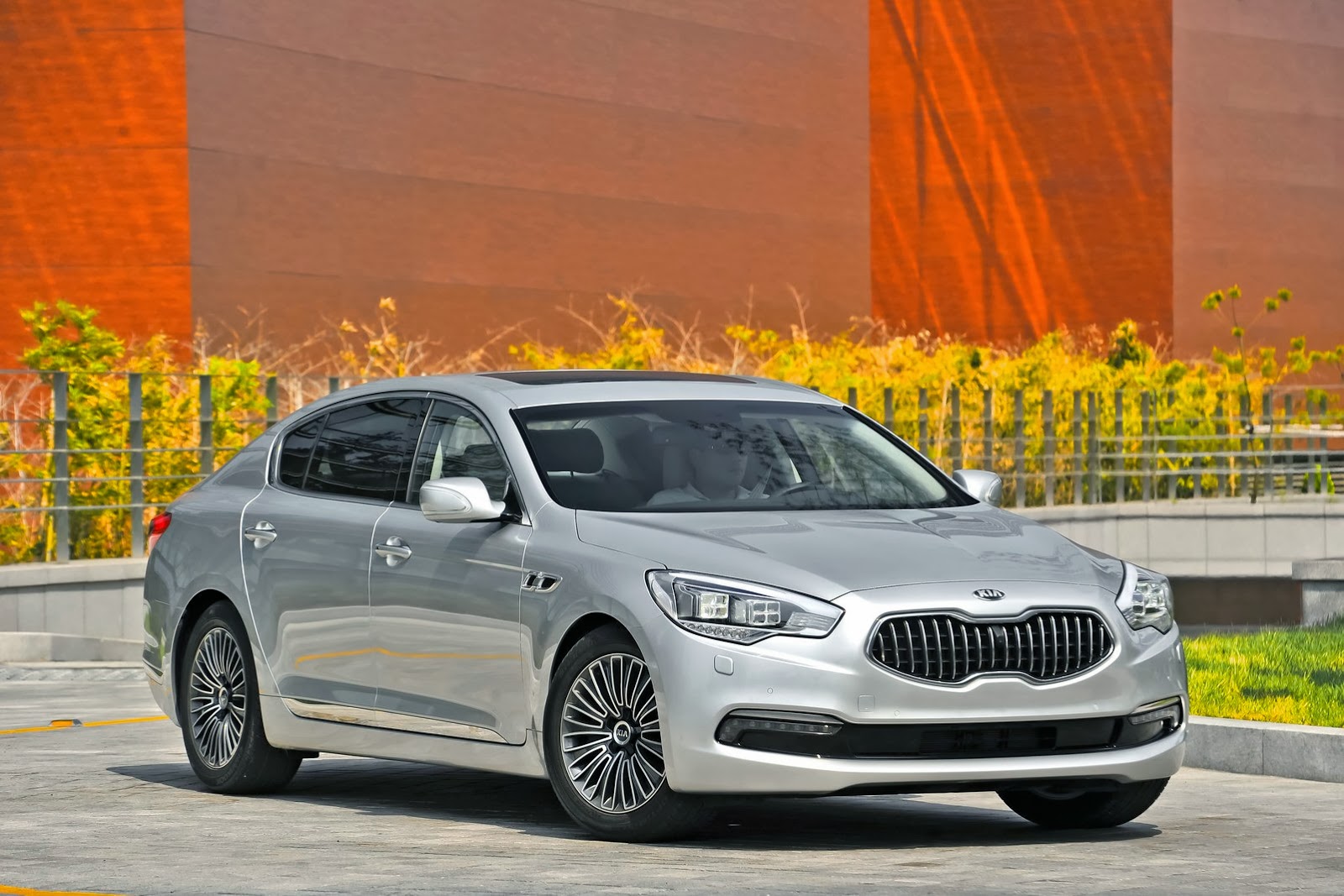 [Kia-K9-Quoris-8%255B2%255D.jpg]