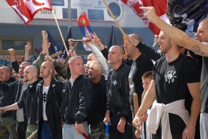 [skinheads%255B9%255D.jpg]