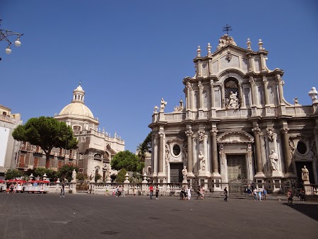 17. Catedrala din Catania.JPG