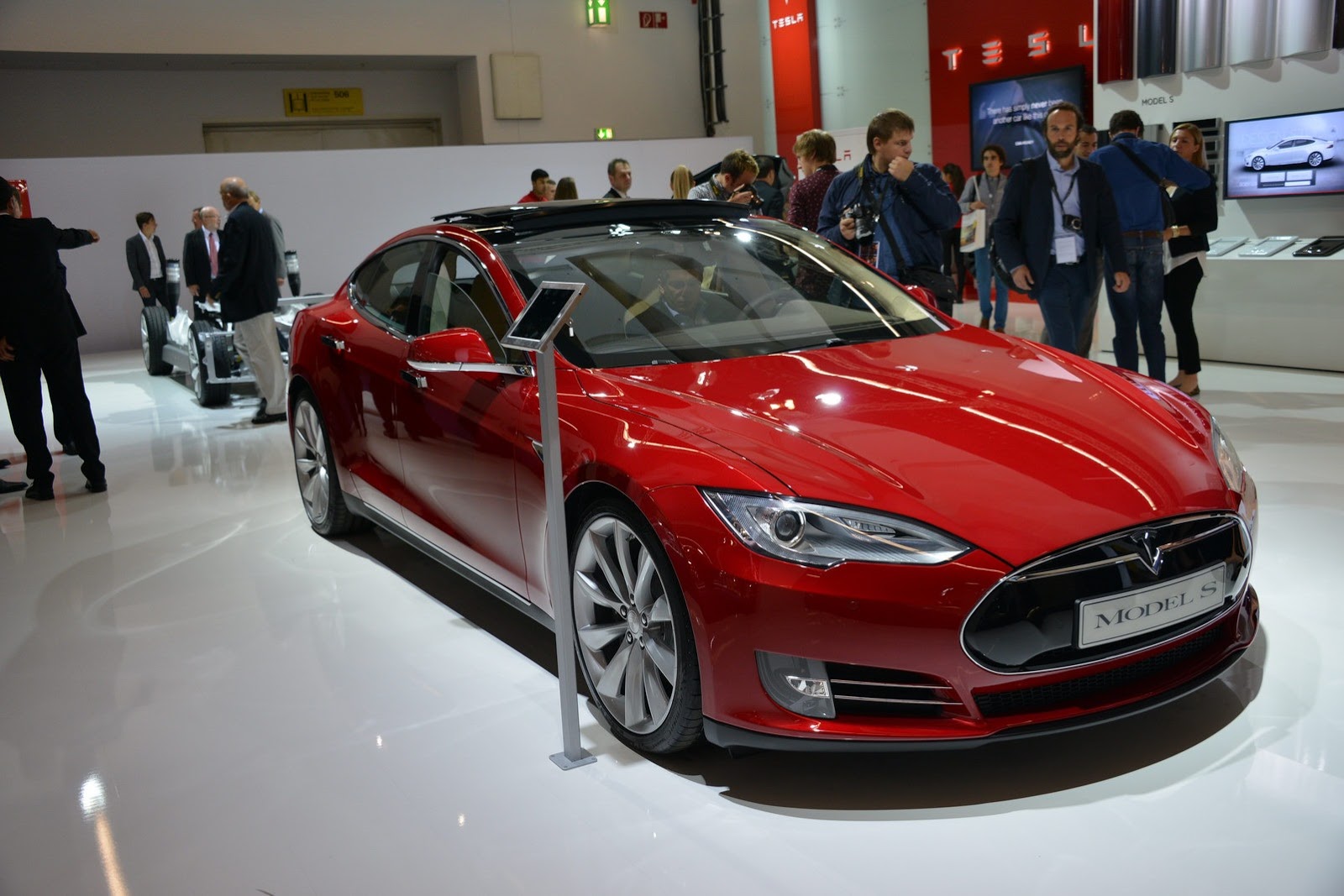 [Tesla-3%255B2%255D.jpg]