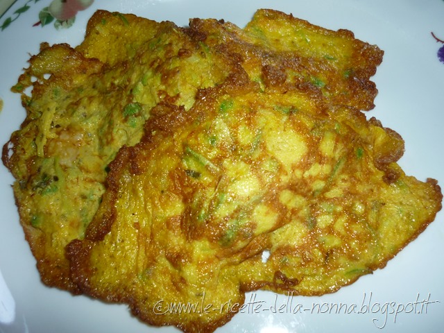 [Frittelle%2520di%2520zucchine%2520e%2520fiori%2520di%2520zucca%2520%25289%2529%255B15%255D.jpg]