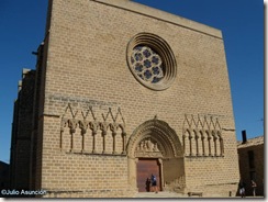 Iglesia de San Saturnino - Artajona - Navarra