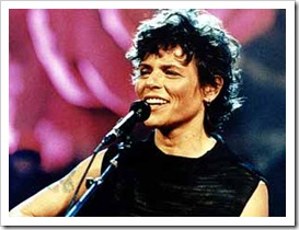 As 25 melhores banda de rock do Brasil - 10 Cássia Eller (2) As 25 melhores banda de rock do Brasil - 10 Cássia Eller (2)