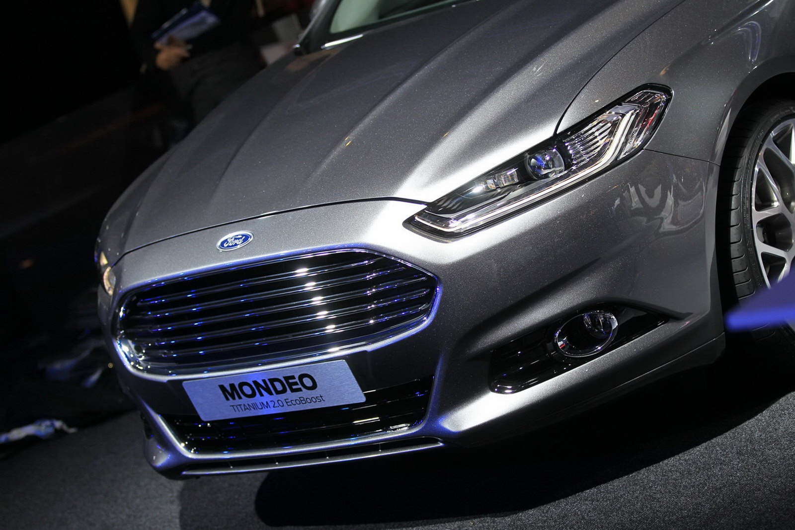 [2013-Ford-Mondeo-9%255B2%255D.jpg]