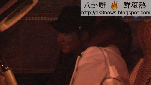 黃曉明否認搭上19歲嫩模侯詩辰 怒斥：莫名其妙