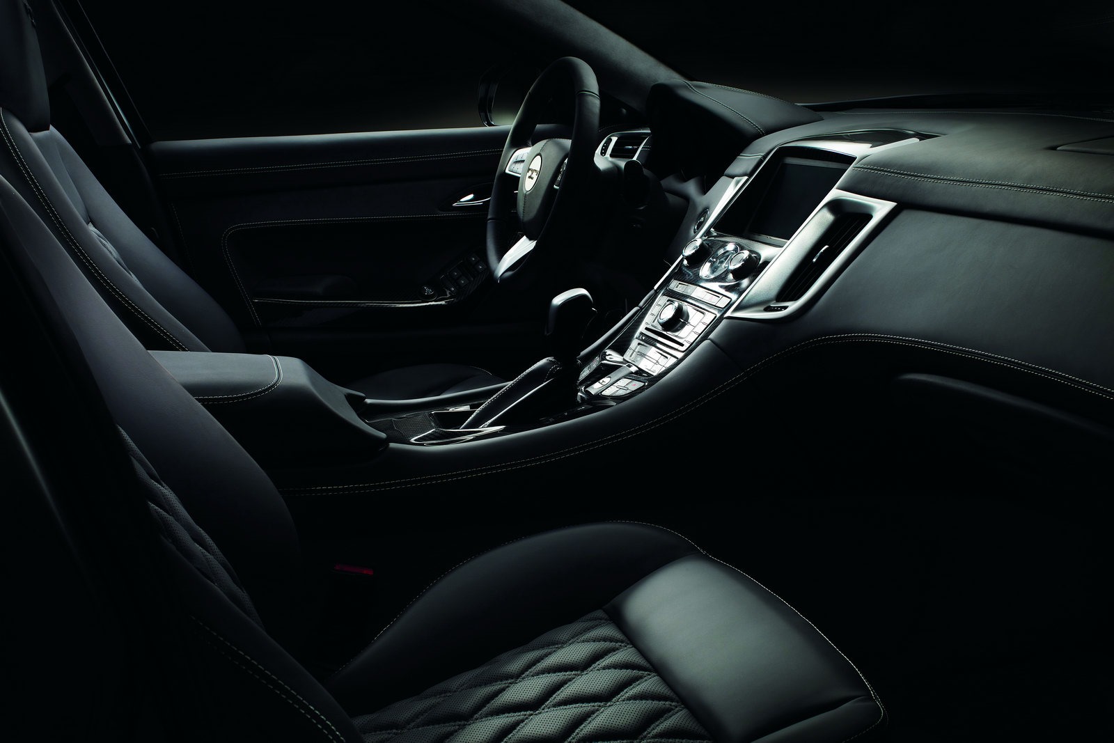 [De-Tomaso-Deauville-Concept-6%255B2%255D.jpg]