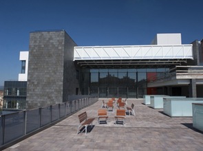 fachada-edifcio-contemporaneo-refromado fachada-edifcio-contemporaneo-refromado