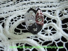 theater mask ring, hyphen