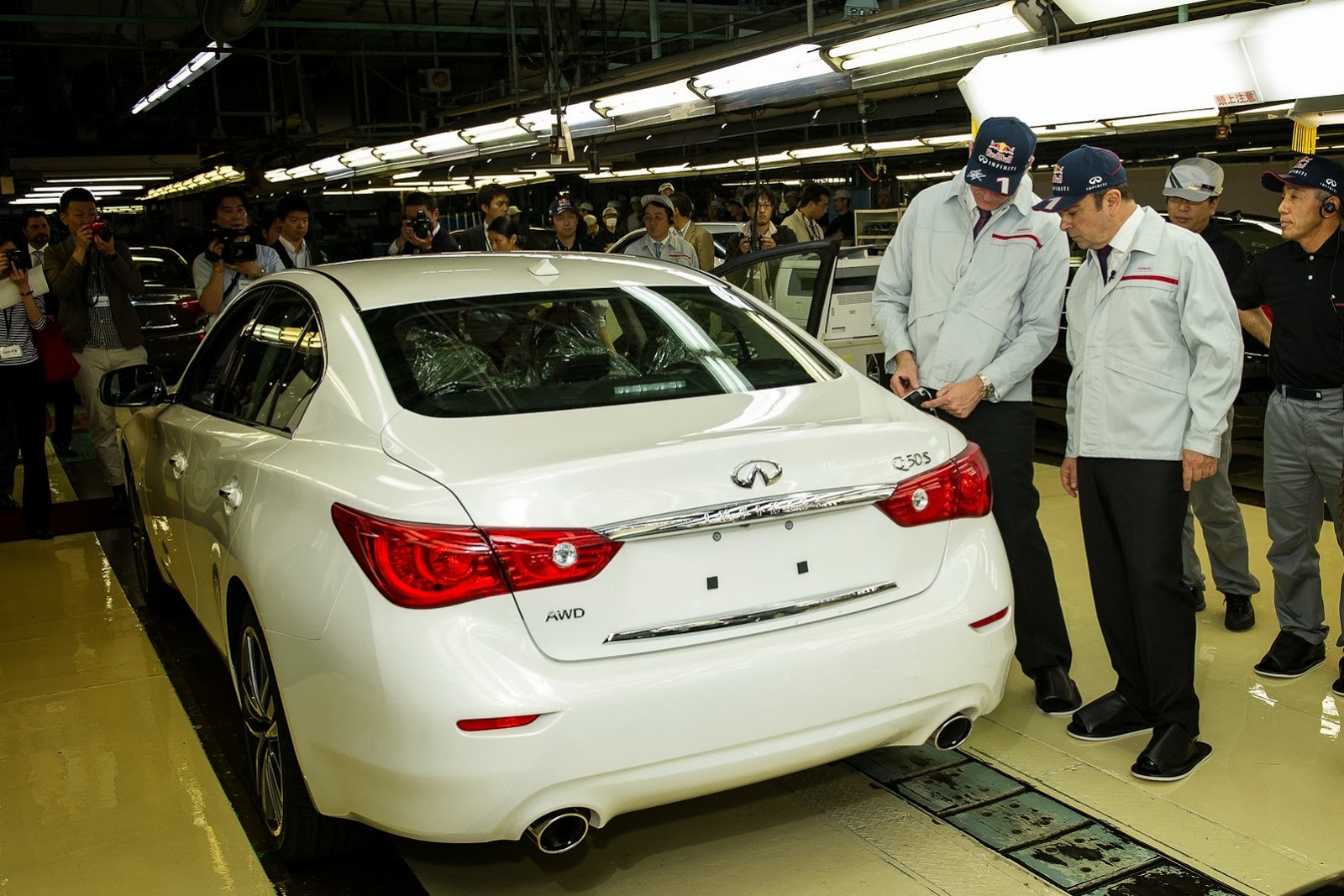 [Infiniti-4%255B2%255D.jpg]