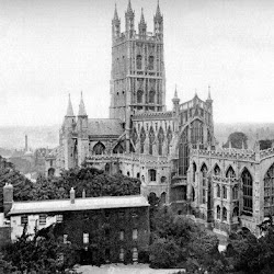 29 - Catedral de Gloucester (exterior)