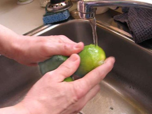 Rinse-and-dry-the-limes