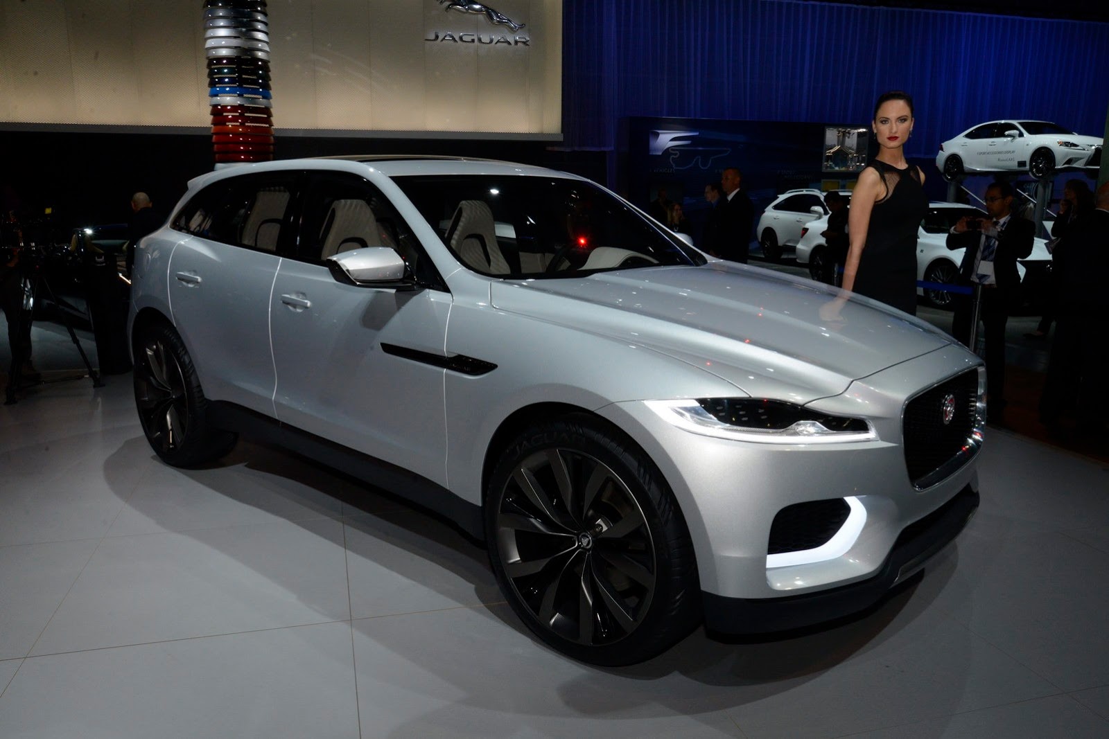 [2013-Los-Angeles-Auto-Show-130%255B2%255D.jpg]
