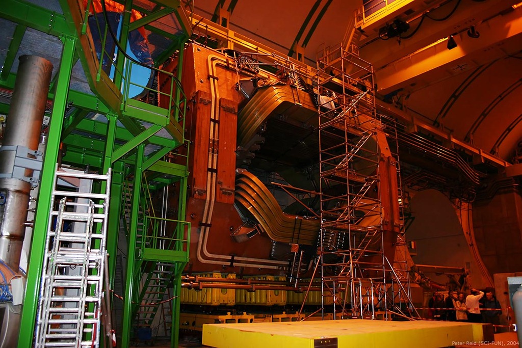 [LHC-25.jpg]